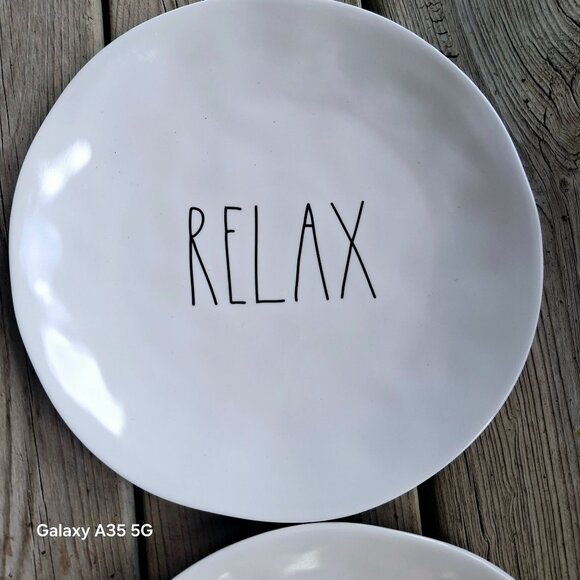 Rae Dunn Artisan Collection Melamine Plates Set Of 4 With Calm/Relax/Beach/Sun T - Picture 5 of 6